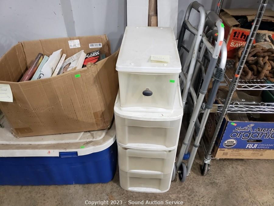 Sold at Auction: (22) Homz, Plastic Storage Bins With Lids