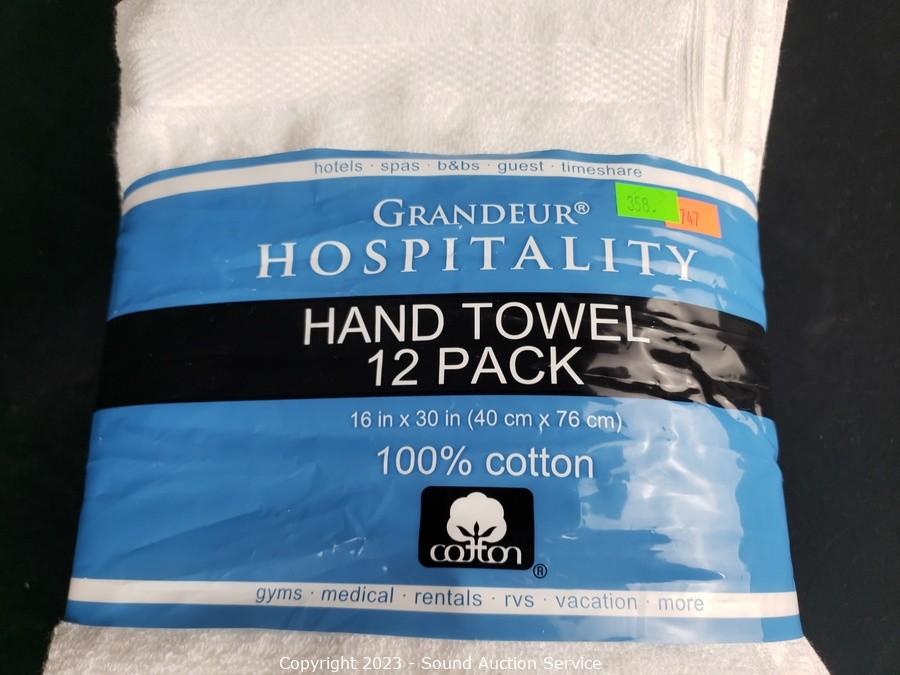Grandeur Hospitality 16 x 30 Hand Towel - 12 ct