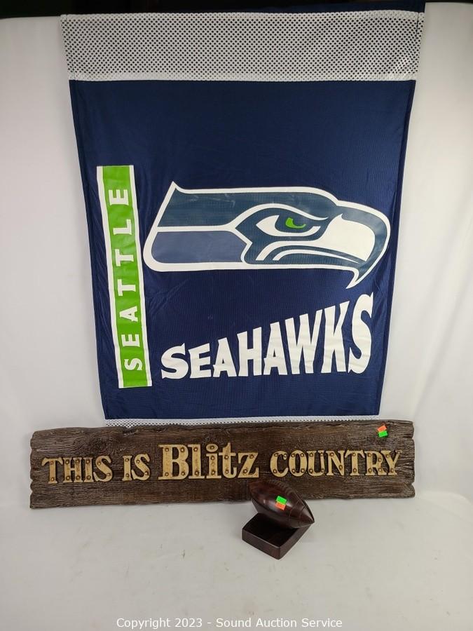 Sound Auction Service - Auction: 04/10/23 SAS Breweriana, Collectibles,  Furniture Online Auction ITEM: Seattle Seahawks Flag, Composite Sign &  Football