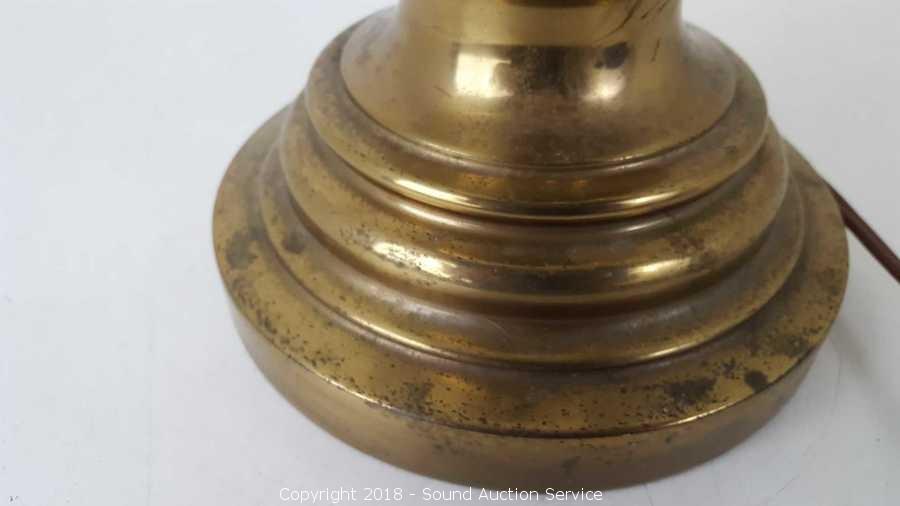 Sound Auction Service - Auction: Carlson Olympia Estate Auction ITEM: Vtg. Stiffel  Brass Table Lamp 38