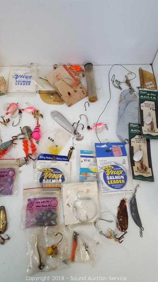Sound Auction Service - Auction: 4/24/18 Zippo Collection, Communications,  Home Furnishings & Store Returns Auction ITEM: 80+ Fishing Flies, Hooks,  Bobbers & More