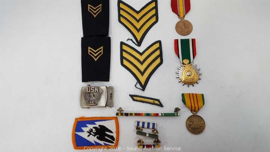 Sold at Auction: US Forces Shoulder Patch & Cap Badge Pins