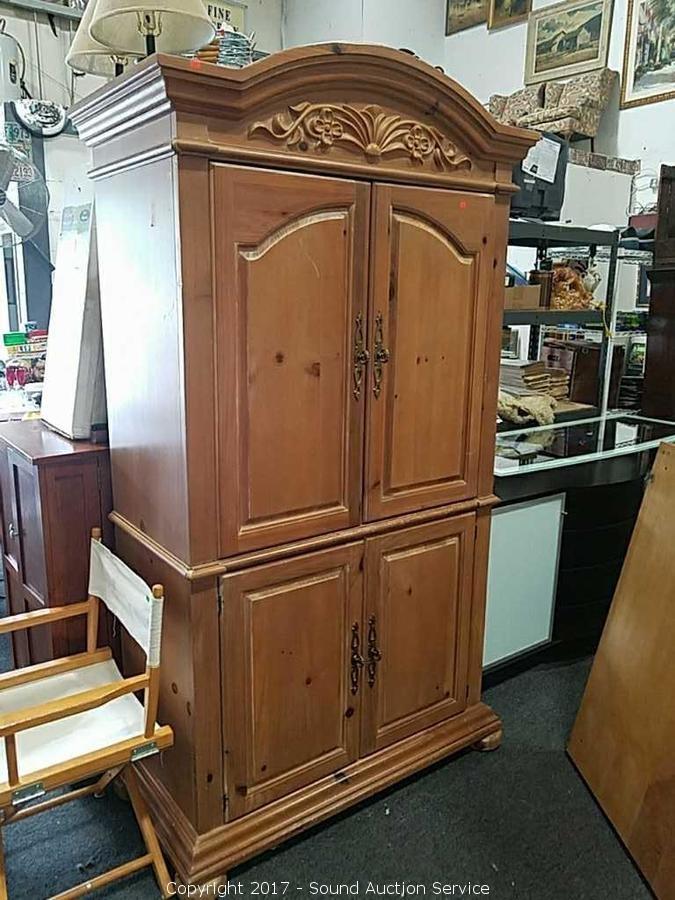 Gaskins & Steere Estate Auction