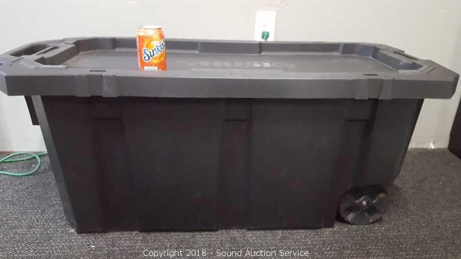 New-Husky 45 Gal. Latch and Stack Tote for Sale in Tucson, AZ - OfferUp