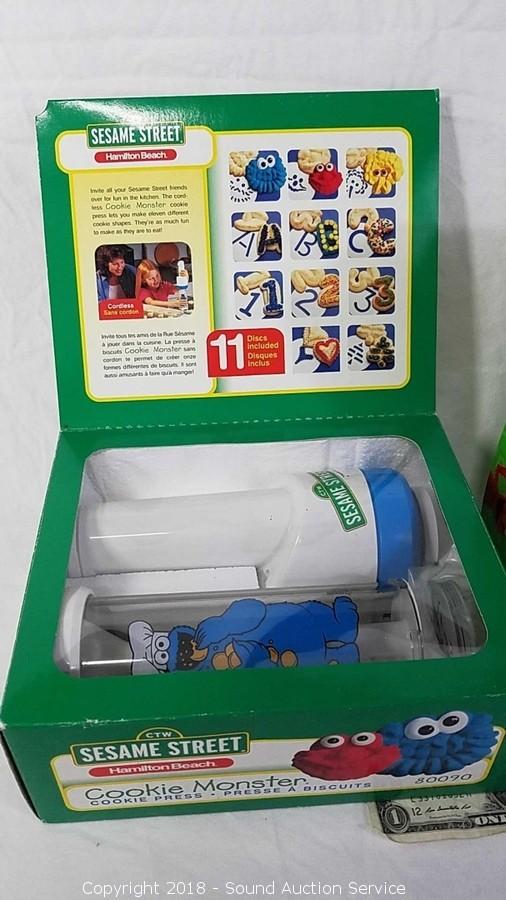 Vintage Sesame Street Cookie Press by Hamilton Beach 