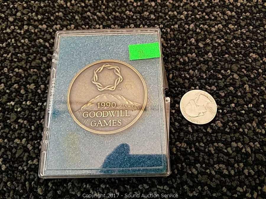 Star Wars, Sports, Collectibles Online Auction