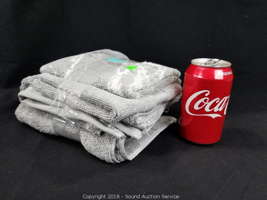 Supreme Bling Towel (2013) PRE-OWNED – On The Arm