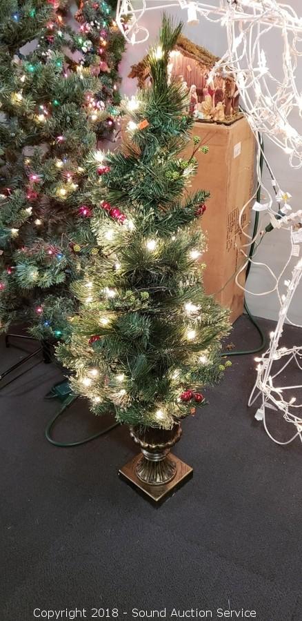 10/19/18 Christmas & Halloween Decor Auction