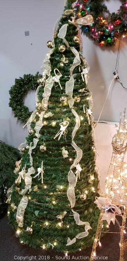 10/19/18 Christmas & Halloween Decor Auction