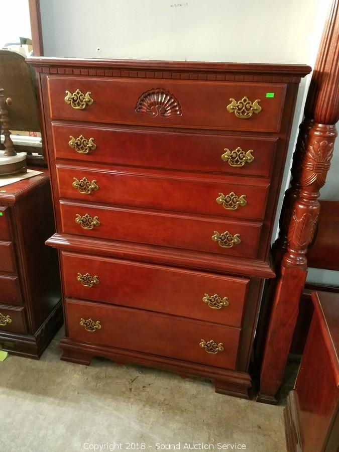 10/25/18 Jewelry, Antiques, Collectibles & More!
