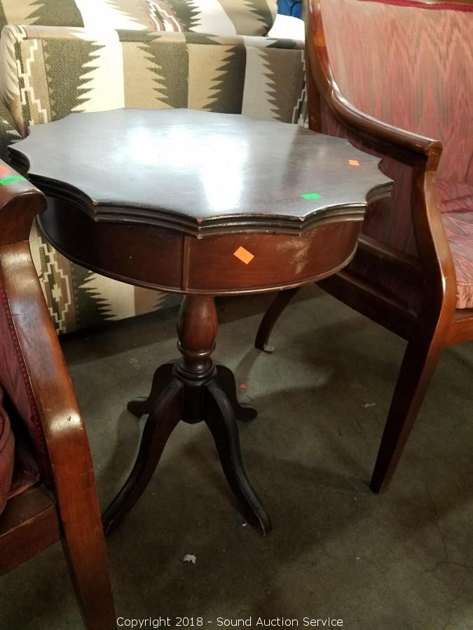 10/25/18 Jewelry, Antiques, Collectibles & More!