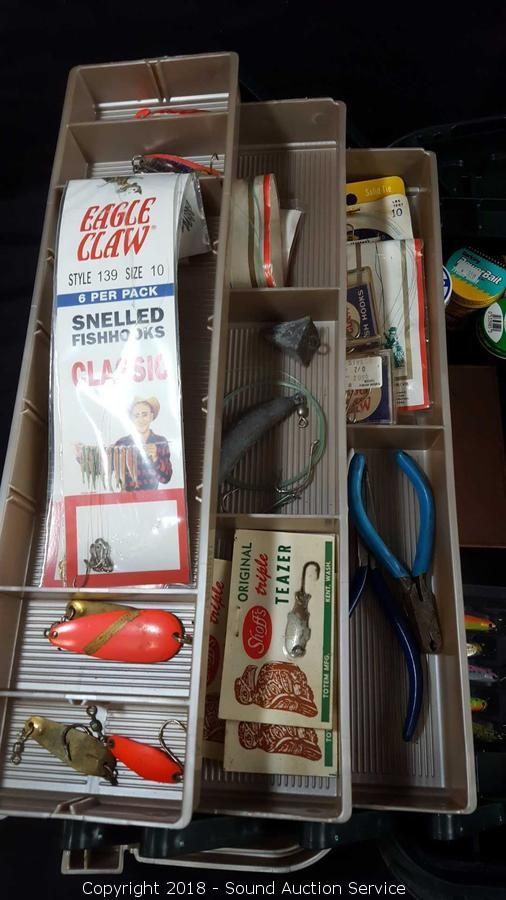 Sound Auction Service - Auction: 11/1518 Multi-Estate Auction ITEM: Plano  Tacklebox w/Tackle & Snoopy Fishing Pole