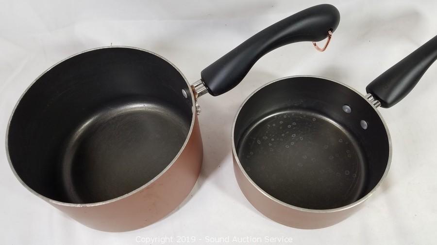 Sound Auction Service - Auction: 07/11/23 SAS Fendrick, Black Online  Auction ITEM: Paula Deen 10 Flat Skillet & 6 Cast Iron Skillet