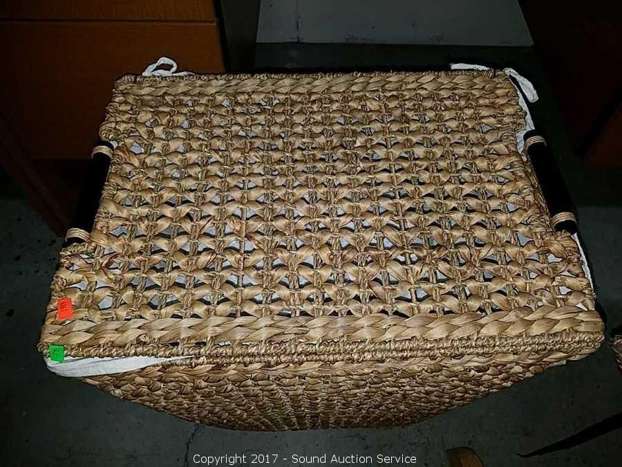 Sound Auction Service - Auction: Hawks Estate Auction Pt. 2 ITEM: Vintage  Wicker Woven & Leather Fishing Creel