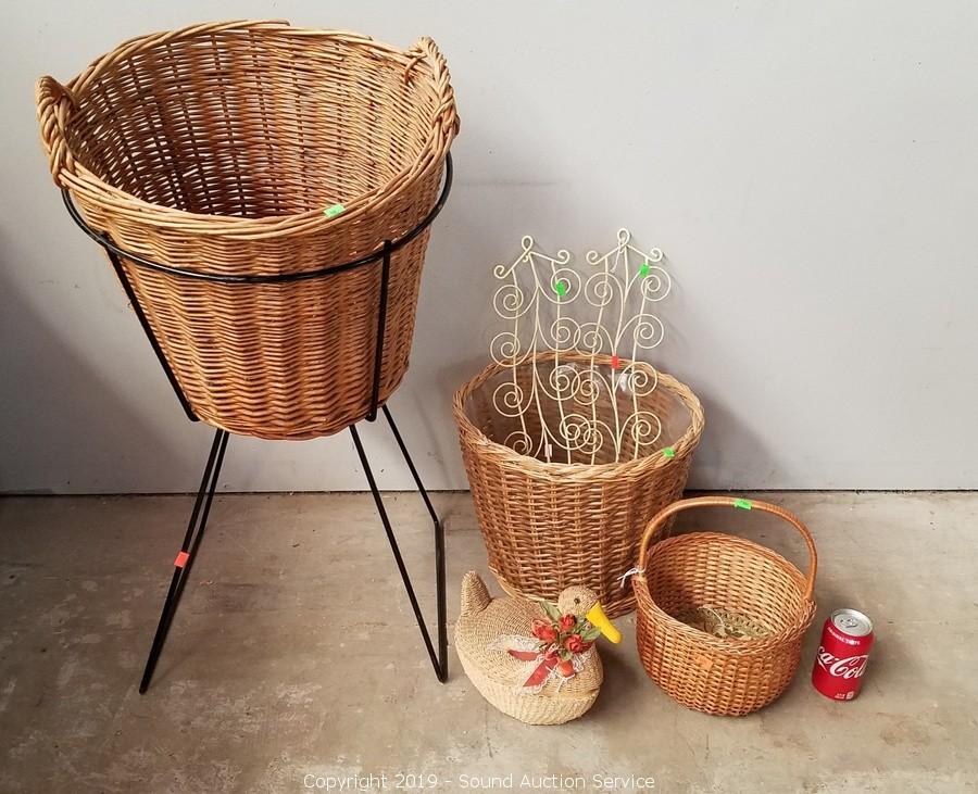 06/11/19 Robinson, Dawdy & Bruno Estate Auction