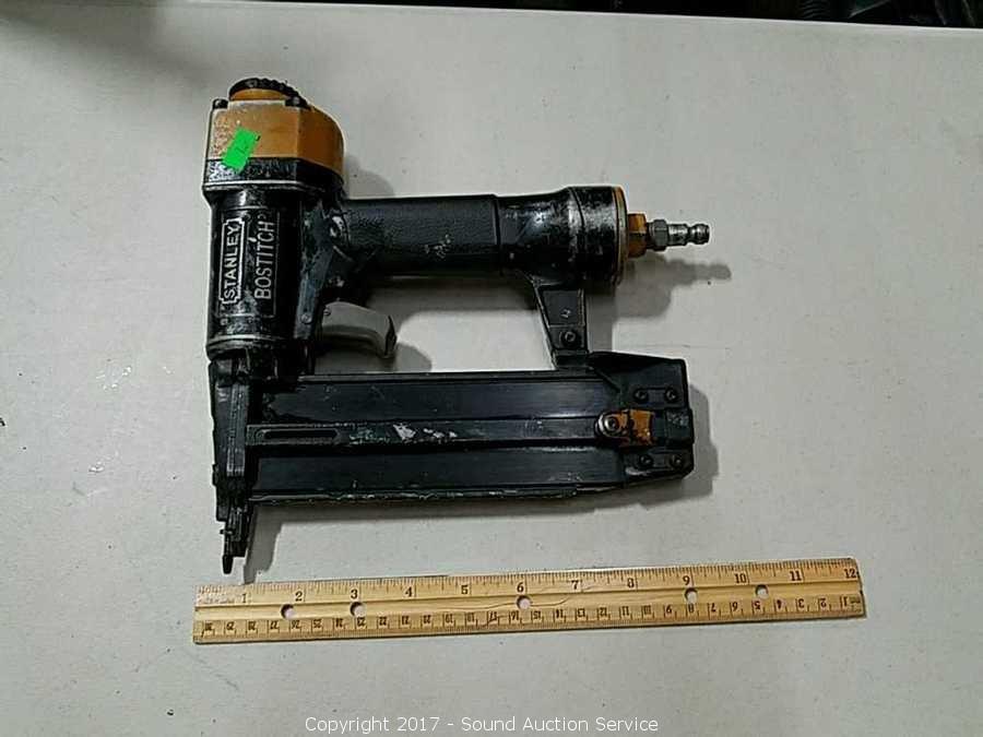 10/06/17 Van Hoof Hot Rod Shop Tool Estate Auction