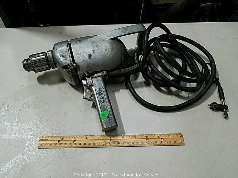 10/06/17 Van Hoof Hot Rod Shop Tool Estate Auction